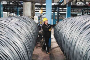 نزول بهره‌برداری از ظرفیت فولاد چین برای هفتمین هفته متوالی اخبار فولاد